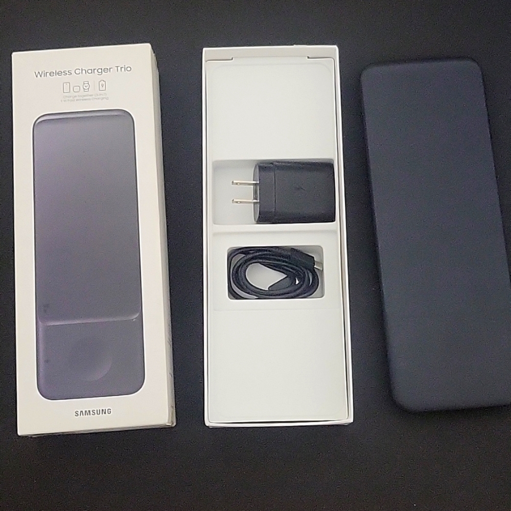 Samsung Wireless Charger "Trio"